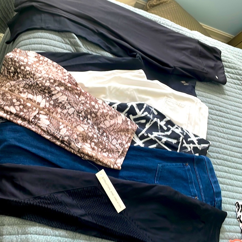 Seven leggings, S-M one brand, new, various colors,